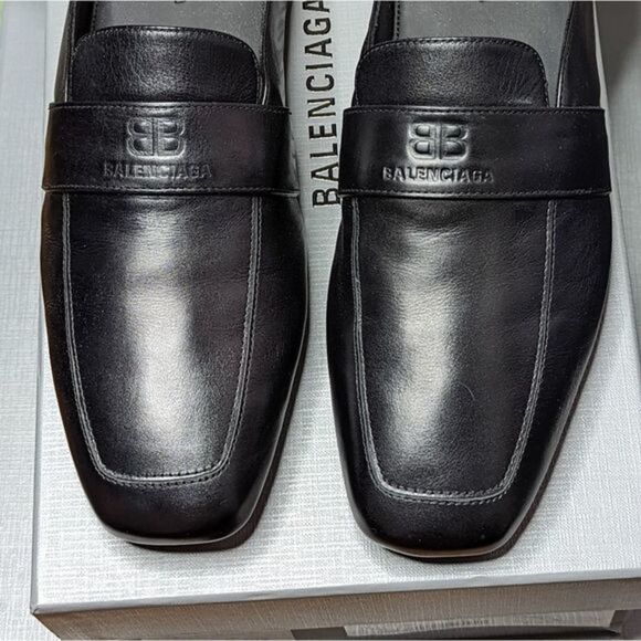 BALENCIAGA Women's City Sabot logo Leather Mules Sz 7 US 37 EU - Picture 1 of 4